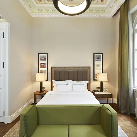 The Bank Istanbul, A Member Of Design