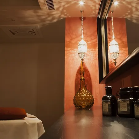 The Bank Istanbul, A Member Of Design Provincia di Istanbul
