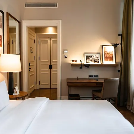 Hotel The Bank Istanbul, A Member Of Design 5*