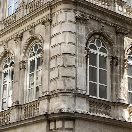 The Bank Istanbul, A Member Of Design